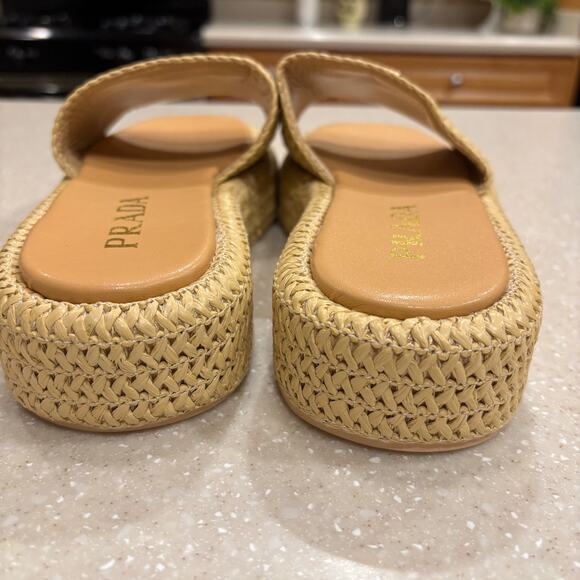 Prada Raffia Crochet Flatform Sandal Size 42 Natural Single Band Platform Slide - Picture 5 of 14